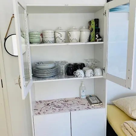 Two Bedrooms,dining Area And Bathroom With Private Entrance Privatunterkunft