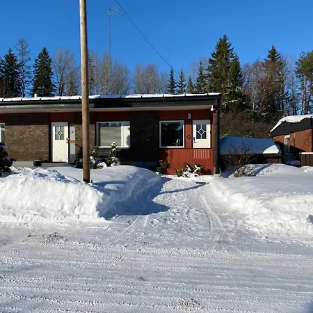Two Bedrooms,dining Area And Bathroom With Private Entrance Séjour chez l'habitant Kotka