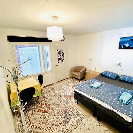Two Bedrooms,dining Area And Bathroom With Private Entrance Pansiyon