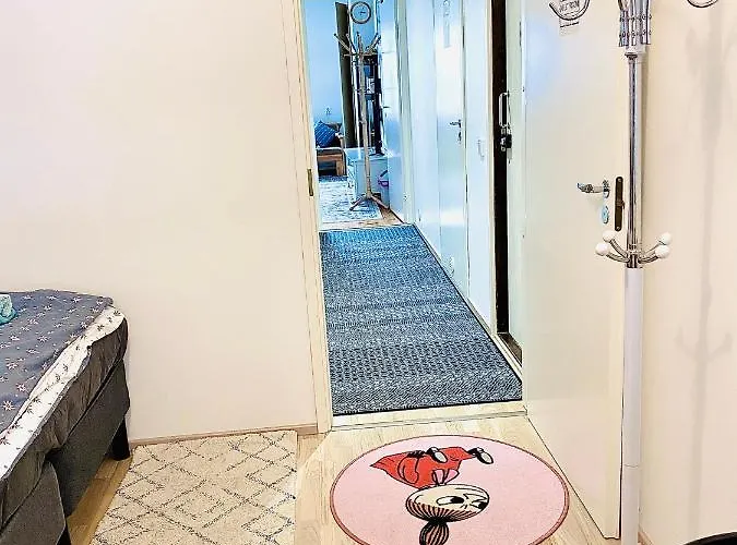 Two Bedrooms,dining Area And Bathroom With Private Entrance * 科特卡